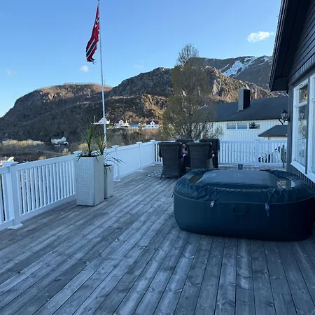 Haukestien Svolvaer